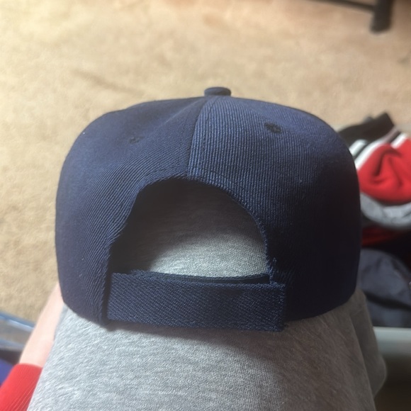 Cleveland Indians MLB Adjustable Hat - Picture 4 of 4